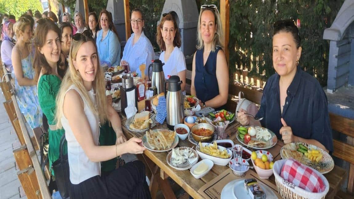 ÖĞRETMENLERİMİZLE SENE SONU BULUŞMAMIZ